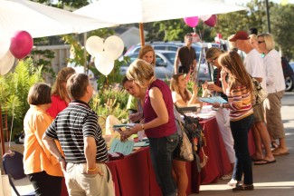 Families of first-year students arrive at Page Hall